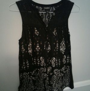 Lucky Brand ,live in love, button down sleeveless